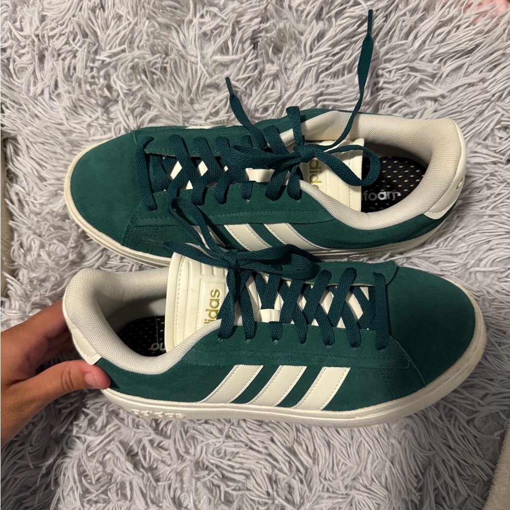 Adidas green and White Classic Sneakers